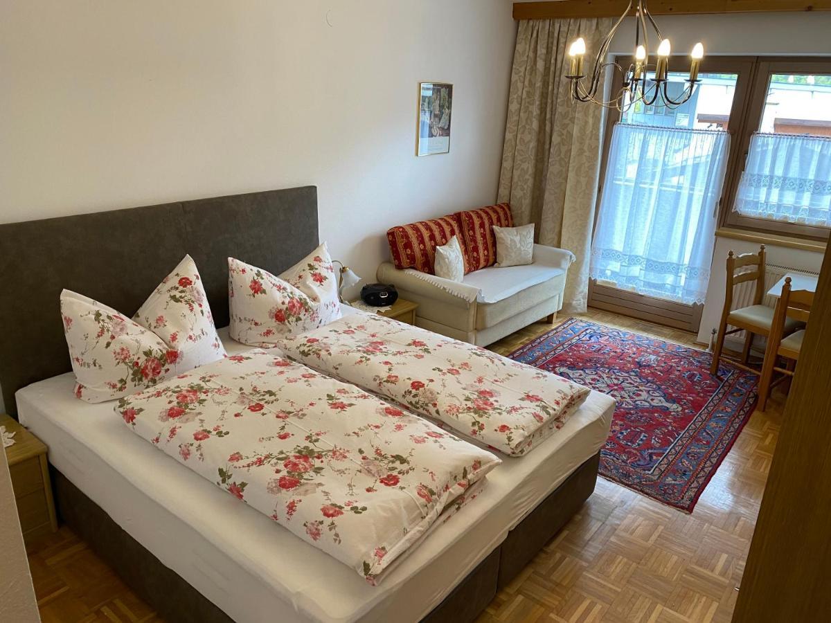 Landhaus Appartement Kofler Ferienwohnungen,Zimmer Maurach  Exteriör bild