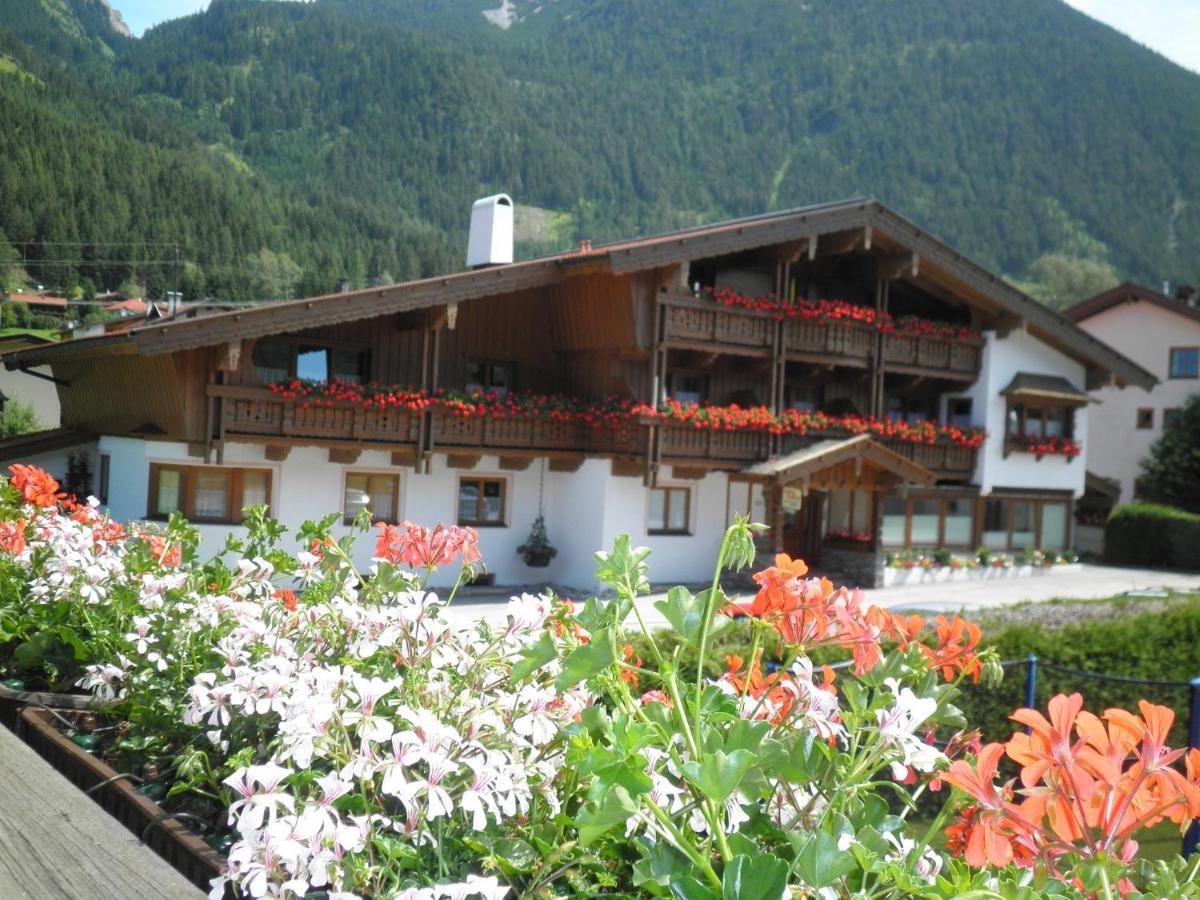 Landhaus Appartement Kofler Ferienwohnungen,Zimmer Maurach  Exteriör bild