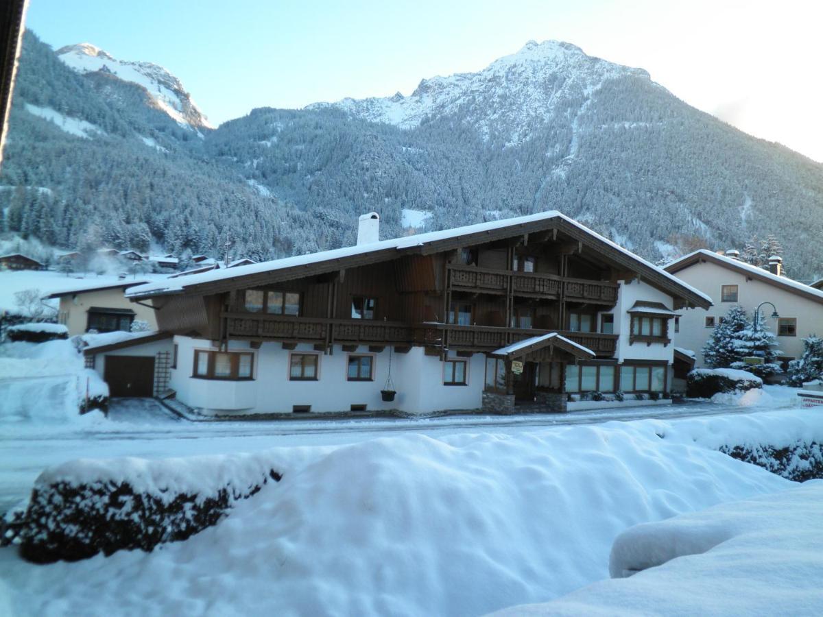 Landhaus Appartement Kofler Ferienwohnungen,Zimmer Maurach  Exteriör bild